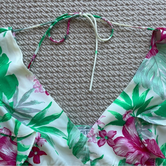 CityLux Cropped Floral Blouse Size S - Picture 5 of 16